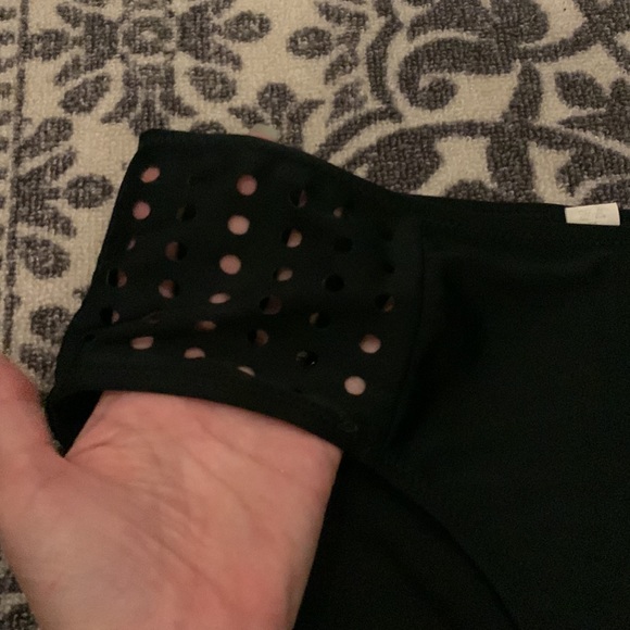 🏖️🌴 Black Bikini - Picture 4 of 5